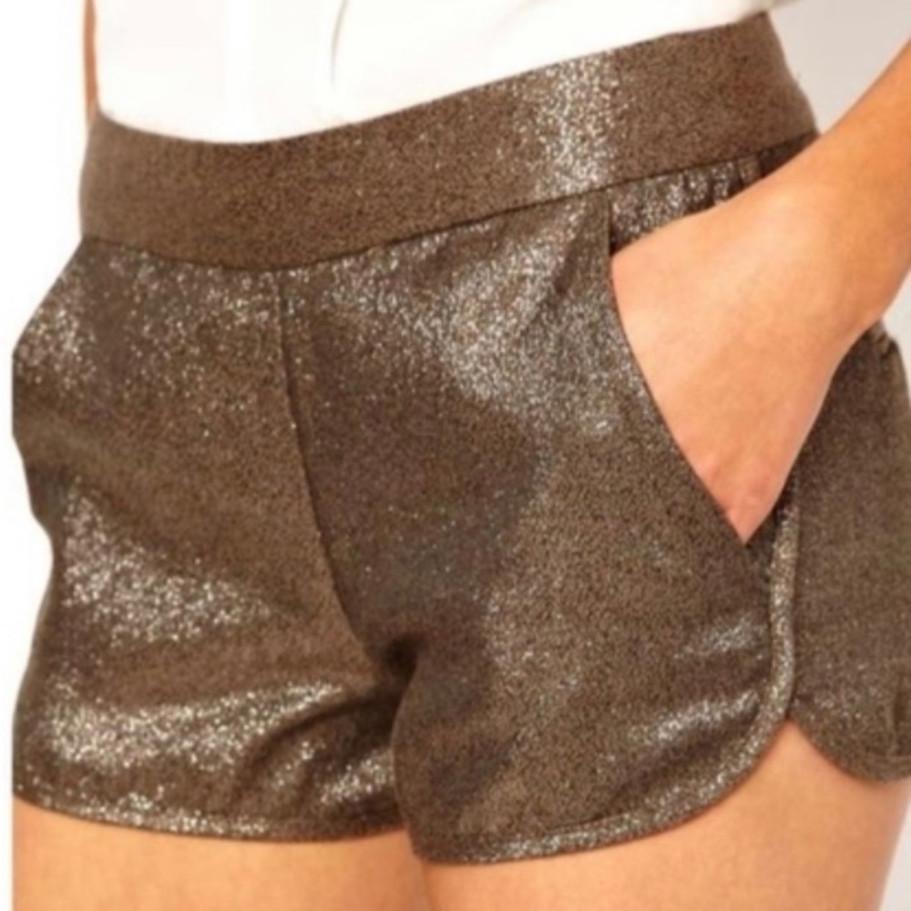French Connection bronze shorts, size 4 (waist 28in). Zips closed at the back.